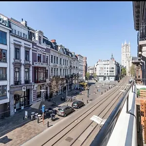 Modern In Hartje , Gent België